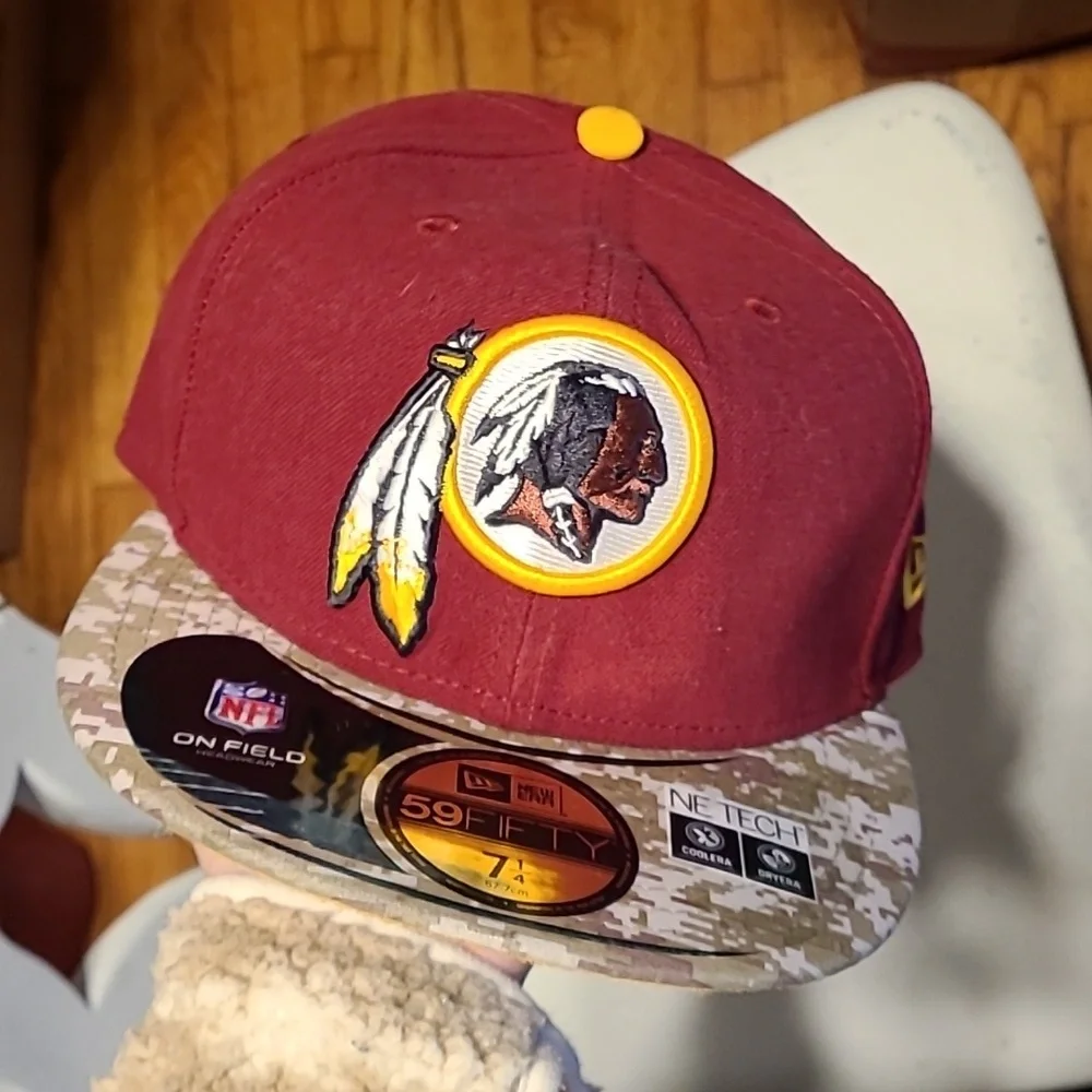 NEW ERA 59FIFTY 7 1/4 NFL ON FIELD HEADWEAR SALUTE TO‎ SERVICE NE TECH